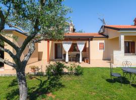 MIMA house with apartments, casa de hóspedes em Savudrija