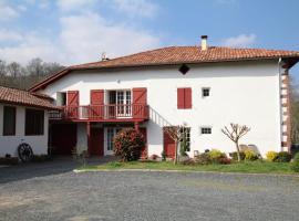 Bastanondo, hotel di Bidarray