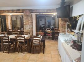 Guest house Slatki Snovi, B&B di Knin