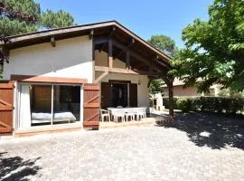 Braserade B - Seignosse agréable villa landaise dans quartier calme et résidentiel proche des plages et d'un petit centre commercial