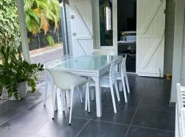 Charmante maison avec jacuzzi à Saint-François