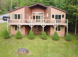 New Mcferson Located In Alphine Lake Resort, holiday home in McComas Beach