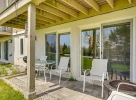 Ski-inandSki-Out Peru Condo with Fire Pit and Grill!