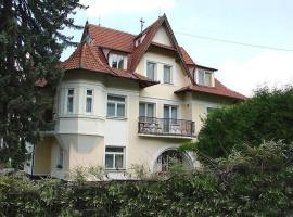 Hotel Lužná – pensjonat w mieście Luhačovice