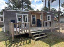 Mobil-Home Camping 5* Montalivet, hotel a Vendays-Montalivet