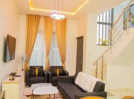 Gorgeous Business class apartment in Lekki Phase 1, vacation rental in Moba