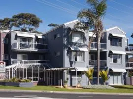 Mollymook Cove Apartments