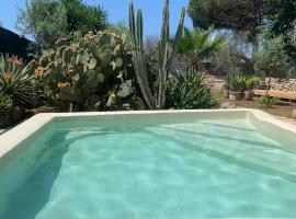 Living Gallipoli Salento, hotel com piscina em Sannicola