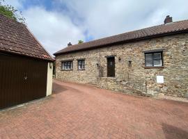 1 Old Farm Court, cottage in Barnstaple