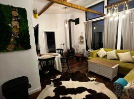 Casuta Nest, chal&eacute; alpino em Curtea de Argeş