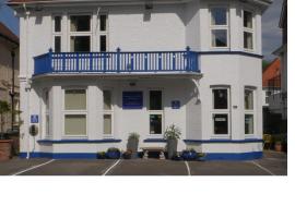 Southern Breeze Lodge - Adults Only, budget hotel in Bournemouth