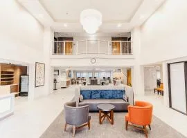 Holiday Inn Express Atlanta - Northeast I-85 - Clairmont Road by IHG