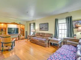 Pet-Friendly Gloversville Cottage Near Golf Course
