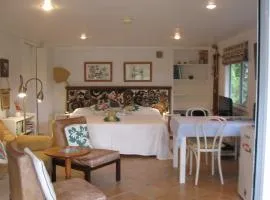 Aimeo Cottage