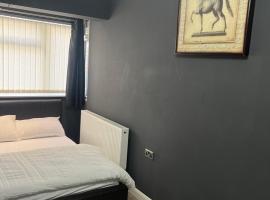 Rooms in Surrey, hotel com estacionamento em Laleham