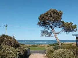 The Dunes - King Studio - 50m from Scamander Beach