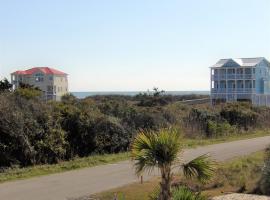 Sally's Sandcastle, hotel in Oak Island