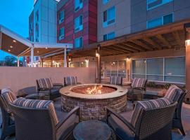 TownePlace Suites by Marriott Tacoma Lakewood, отель в городе Лейквуд