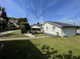 Maison paisible proche de la plage avec jardin et équipements complets - FR-1-361-491, ξενοδοχείο σε Carolles