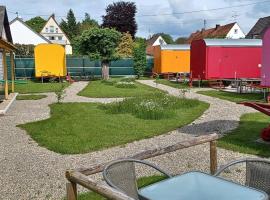 "Nesthocker" Caf&eacute;-Snackbar-Pension-Bauwagencamp