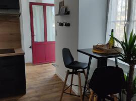 La bergeronnette, rental liburan di Le Hommet-dʼArthenay