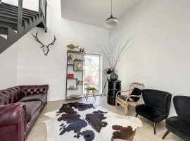 Villa SeaShell - Luxurious renovated gas station