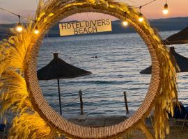 Hotel Divers, hotel Vlorában