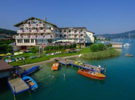 Hotel Seewirt, hotel with parking in Maria Wörth