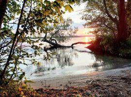 Ferienhaus Flessenow am Schweriner See, khách sạn ở Flessenow