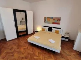 Anastasia Apt 24 A