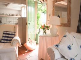 Kalnu kotedža Le Poulailler pilsētā Vansa