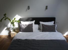 B&B en Boshuis Darthuizerpoort, bed & breakfast a Leersum