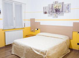 BIKE HOUSE "beach", hotel v destinaci Seriate