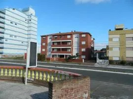 Mar de Ajo Norte, a 50 mts San Bernardo, Frente al Mar con Cochera