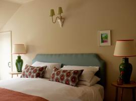 The Queen's Head, hotel in Broad Chalke