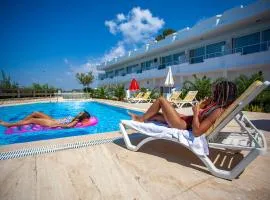 Side Beach Hotel