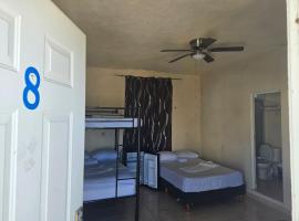 El Padrino, hostel in Akumal