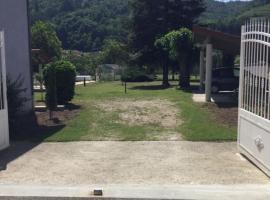 Escapade Vallée du Doux, hotel in Tournon-sur-Rhône