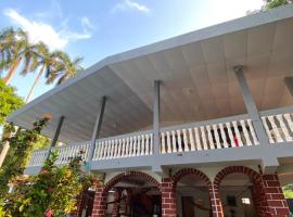 LA CASONA SV, glamping en La Libertad