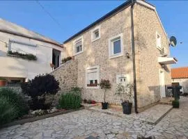 Family friendly house with a swimming pool Ninski Stanovi, Zadar - 17812