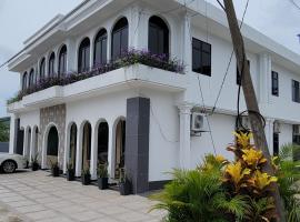 Viesnīca HOTEL SHAFURA 3 pilsētā Cukai
