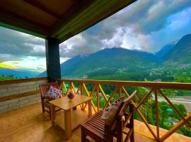 Naina Spring Resort, Manali - Away From City Hustle, hótel í Manāli