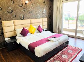 Lime Tree Hotel Pulkit Gurgaon-Artemis Hospital, Nearest Metro Huda City Centre, hotel in Gurgaon