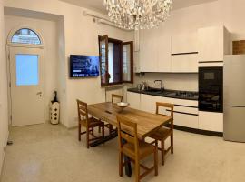 appartamento Via Antica, hotel in Padenghe sul Garda