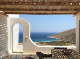 Cyclades, villa surplombant la mer – dom wakacyjny w mieście Psathi