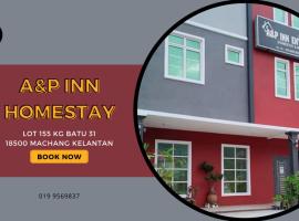 A&P Inn Homestay: Kampong Pek şehrinde bir pansiyon