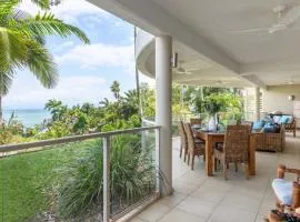 Island Point Villa 2 Port Douglas