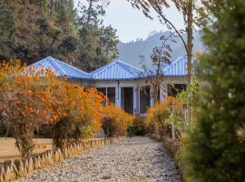 Blossom Bliss Resort: Bhimtal şehrinde bir tatil köyü