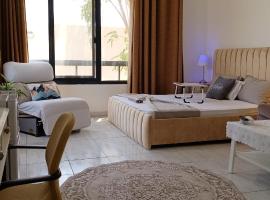 Jumeirah Beach Villa, hôtel à Dubaï près de : Etihad Travel Mall