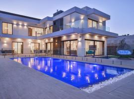 פרימור סוויטות יוקרה Primor Deluxe Suits, chalet de montaña en Kinneret